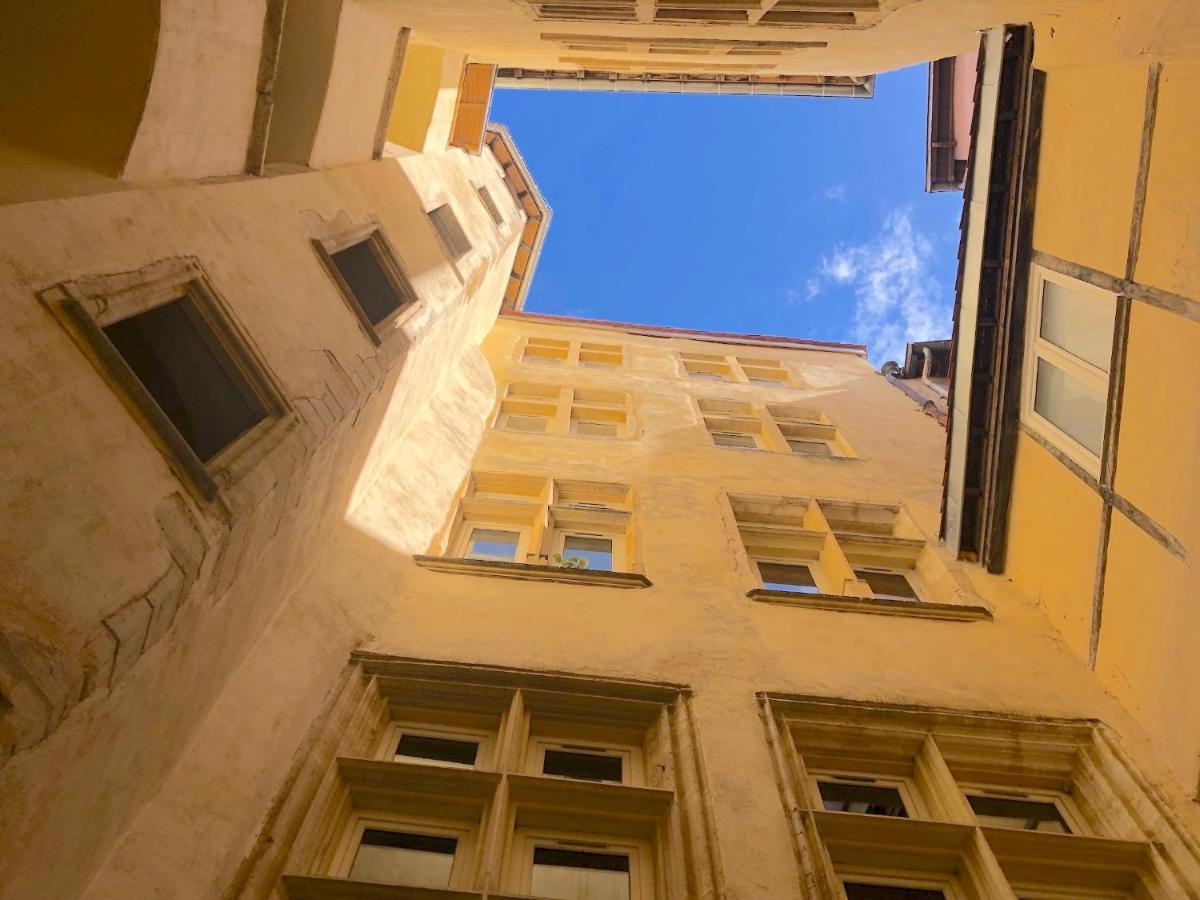 Cocoon Du Vieux Lyon - Luxury Apartment - Balneo Ngoại thất bức ảnh